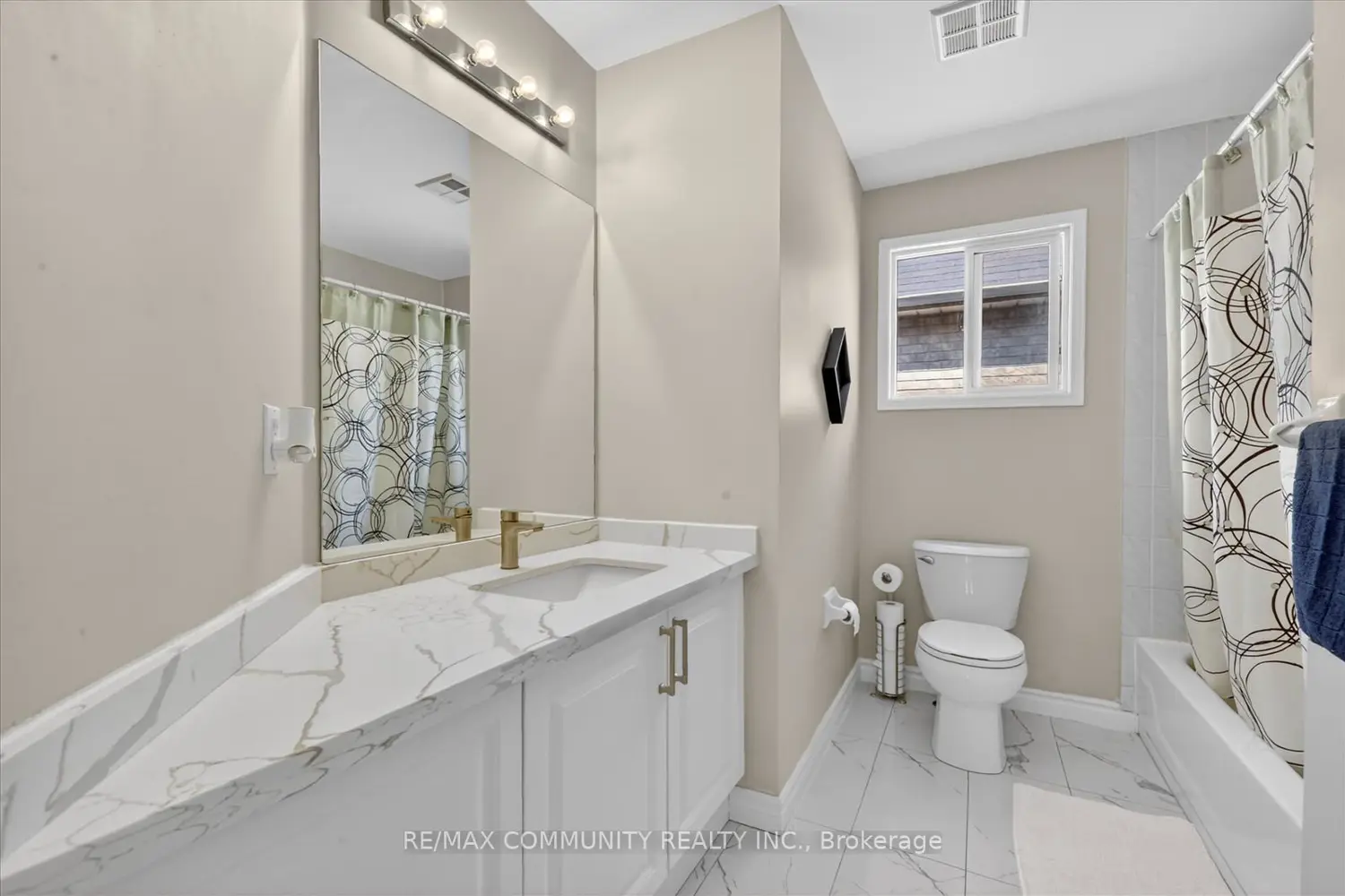 Additional image 16 of 154 Thicket Crescent