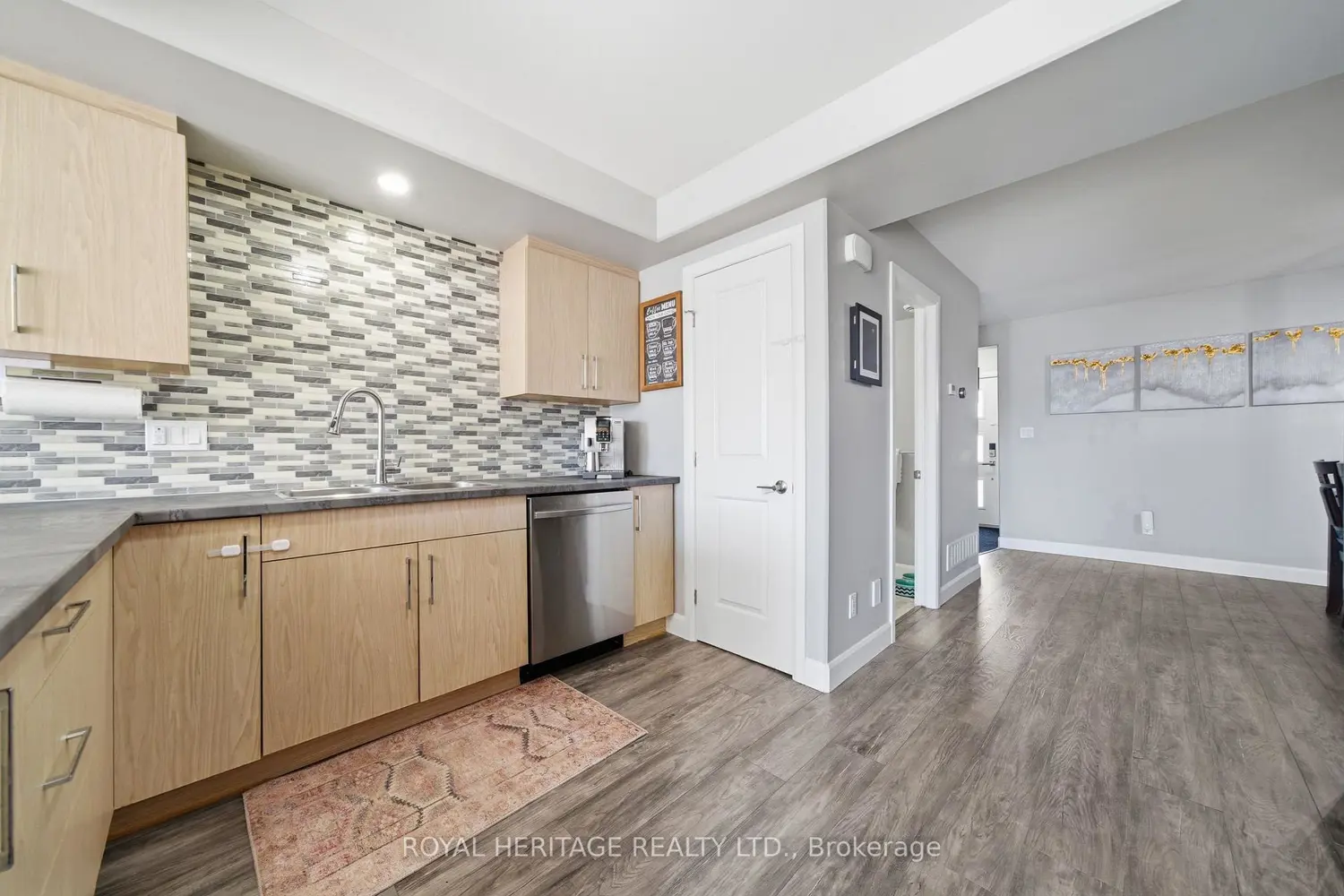 Additional image 6 of 33 Dewal Place
