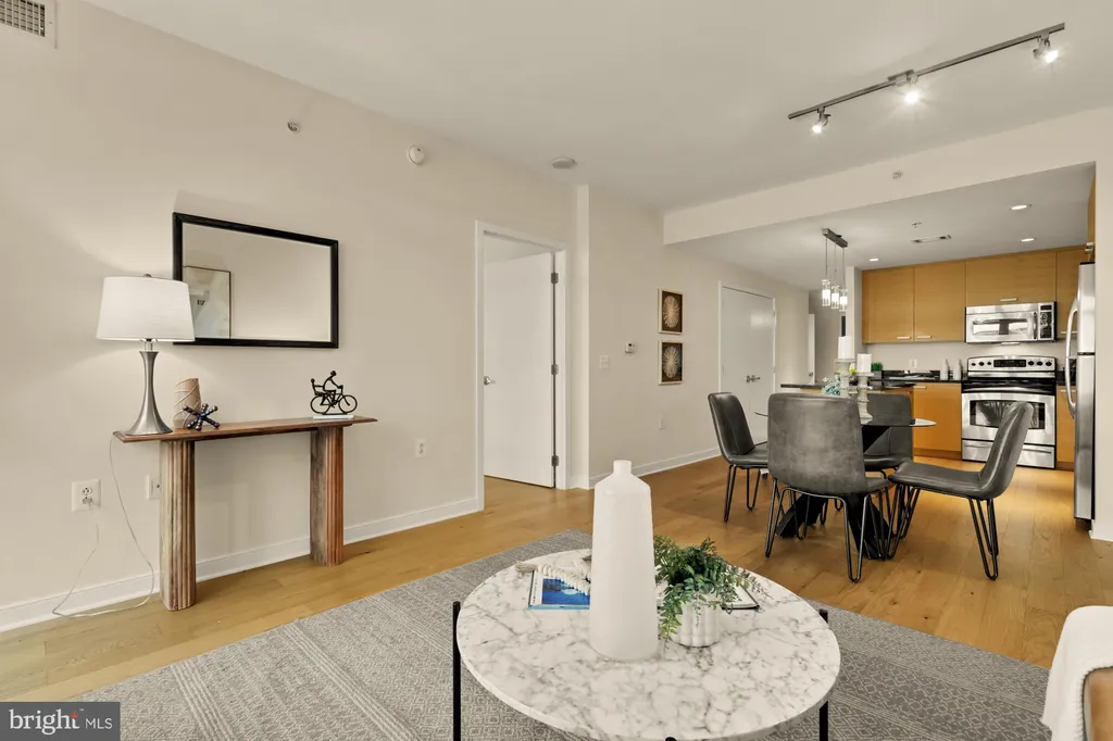 Additional image 11 of 1010 Massachusetts Avenue NW Unit 207, Washington, DC 20001