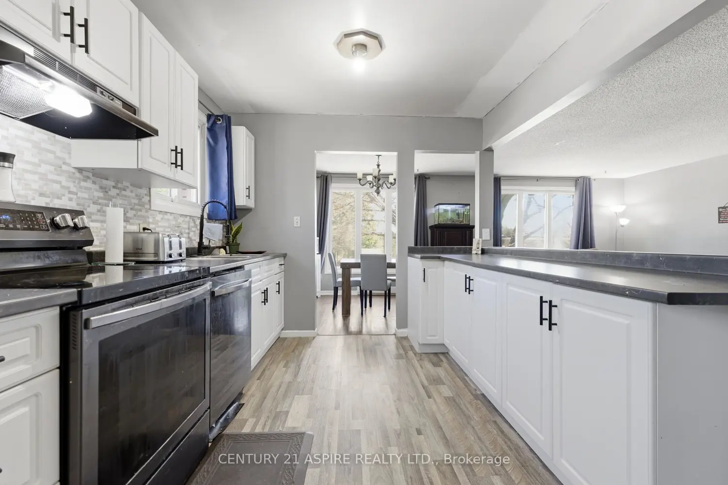 Additional image 5 of 93 Frontenac Crescent