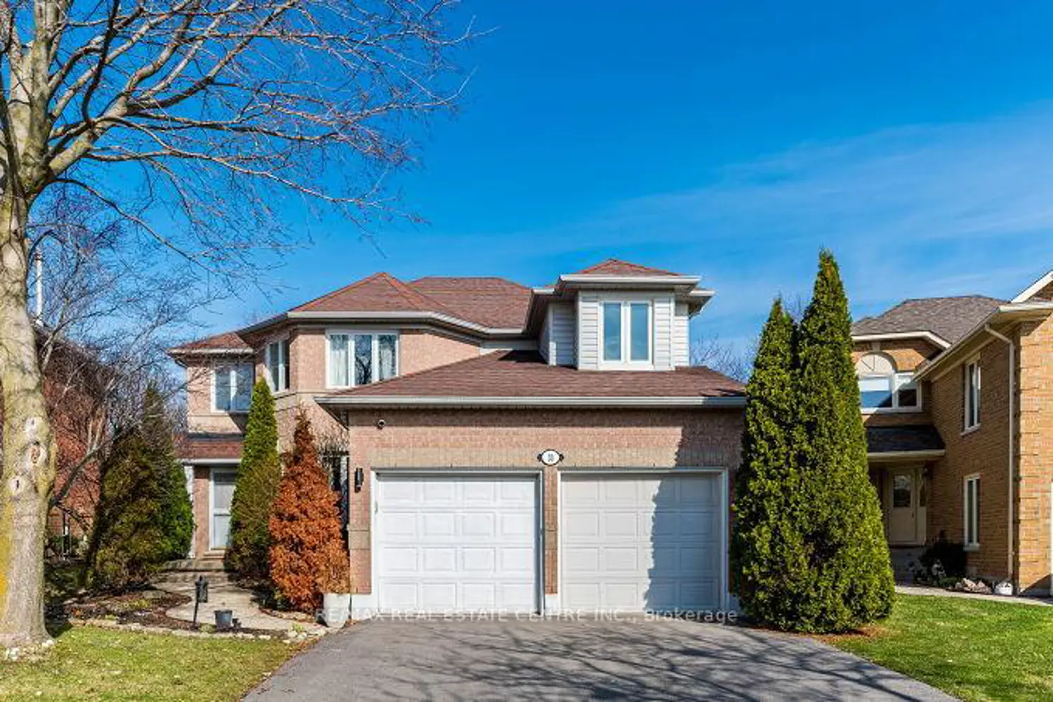 33 Strathroy Crescent