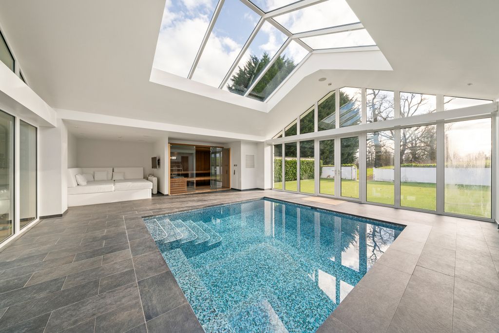 Additional image 20 of 13 bed detached house for saleWentworth Place, Surrey, Surrey GU24