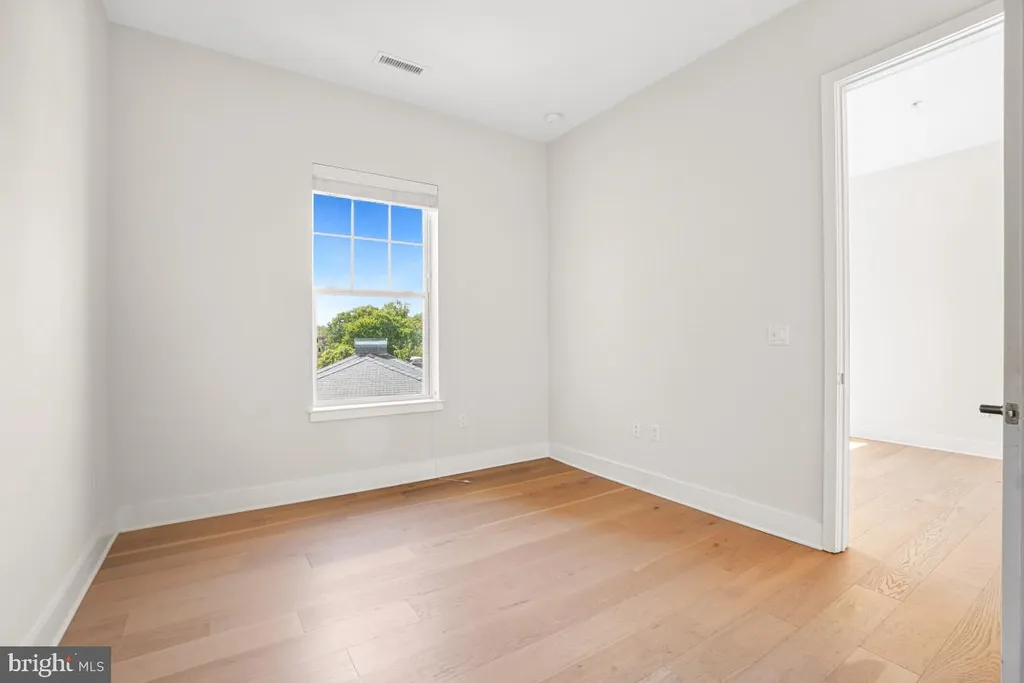 Additional image 20 of 6803 Cameron Drive NW Unit 314, Washington, DC 20012