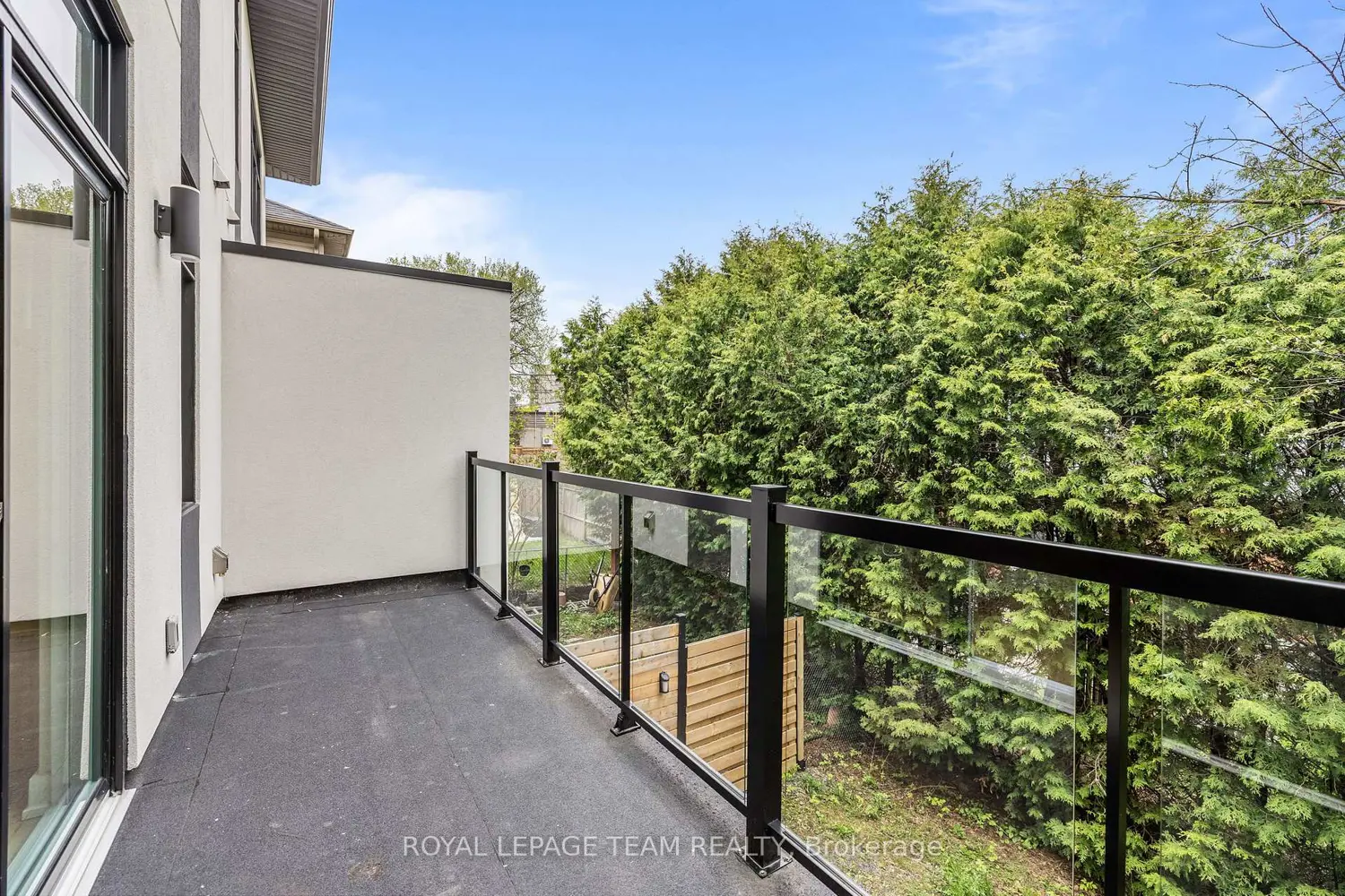 Additional image 11 of 498 Wentworth Avenue