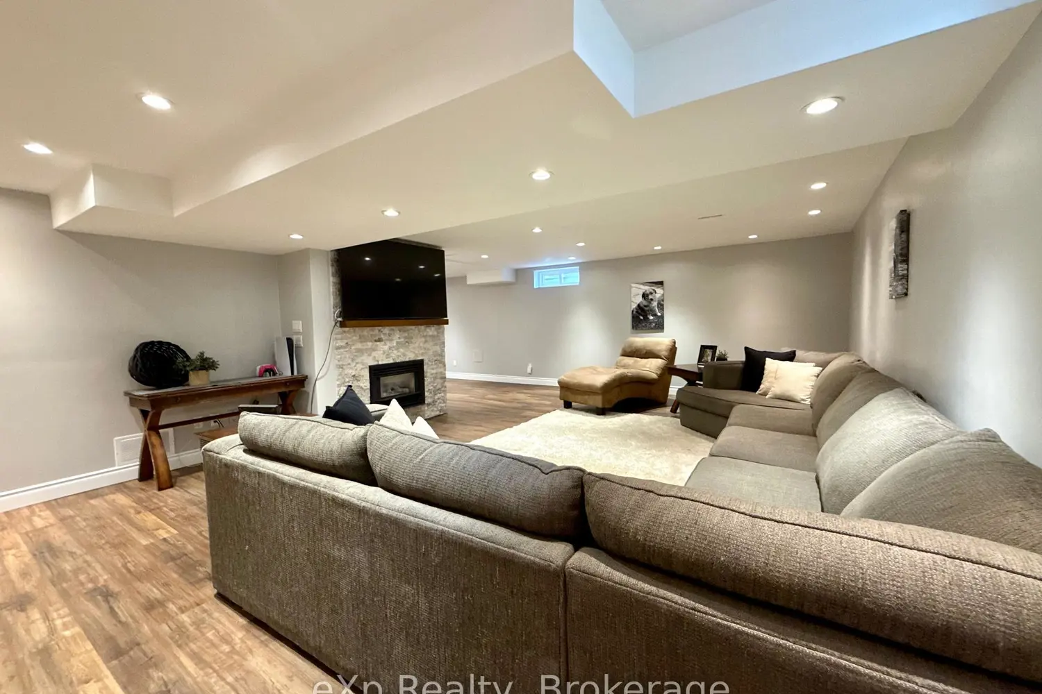 Additional image 12 of 209 15Th Avenue