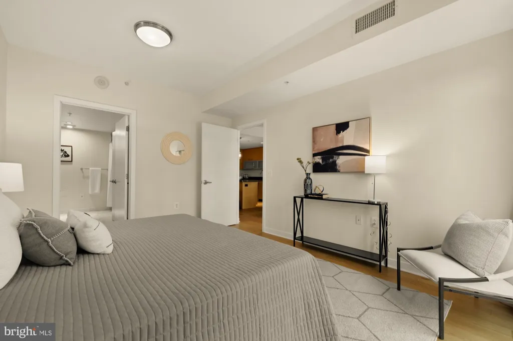 Additional image 14 of 1010 Massachusetts Avenue NW Unit 207, Washington, DC 20001