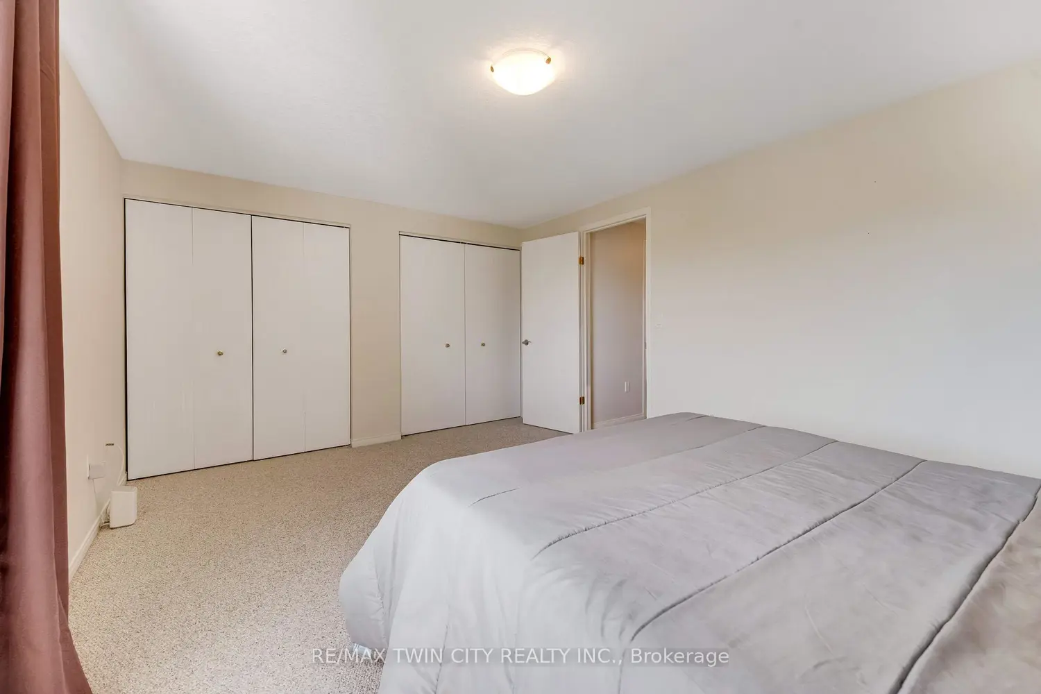 Additional image 10 of 550 Dansbury Drive
