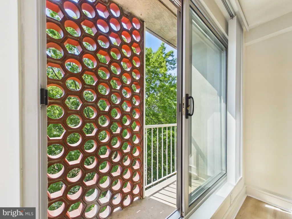 Additional image 4 of 800 4th Street SW Unit N701, Washington, DC 20024