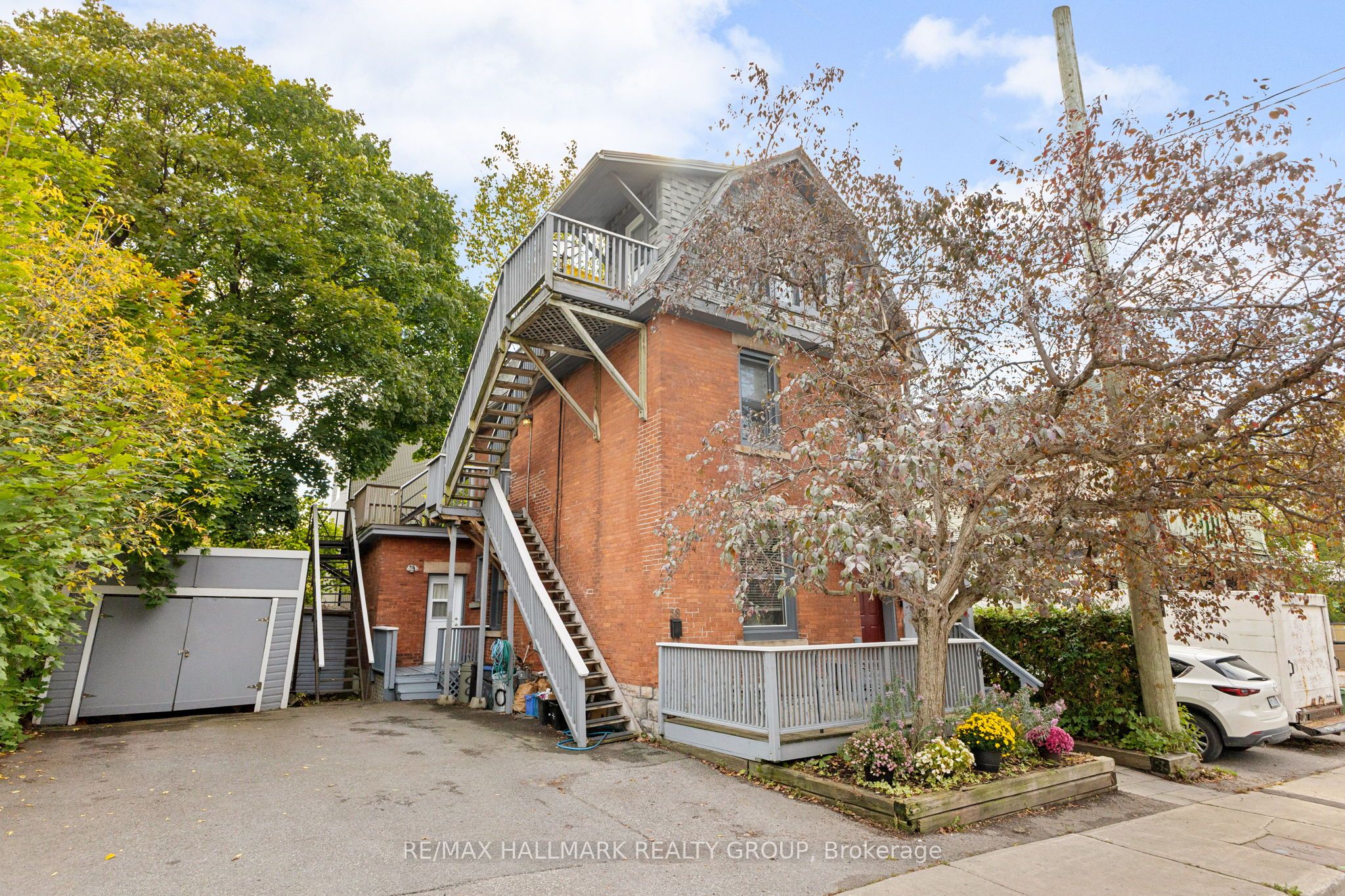 58-60 Louisa Street, Ottawa, ON, K1R 6Y8