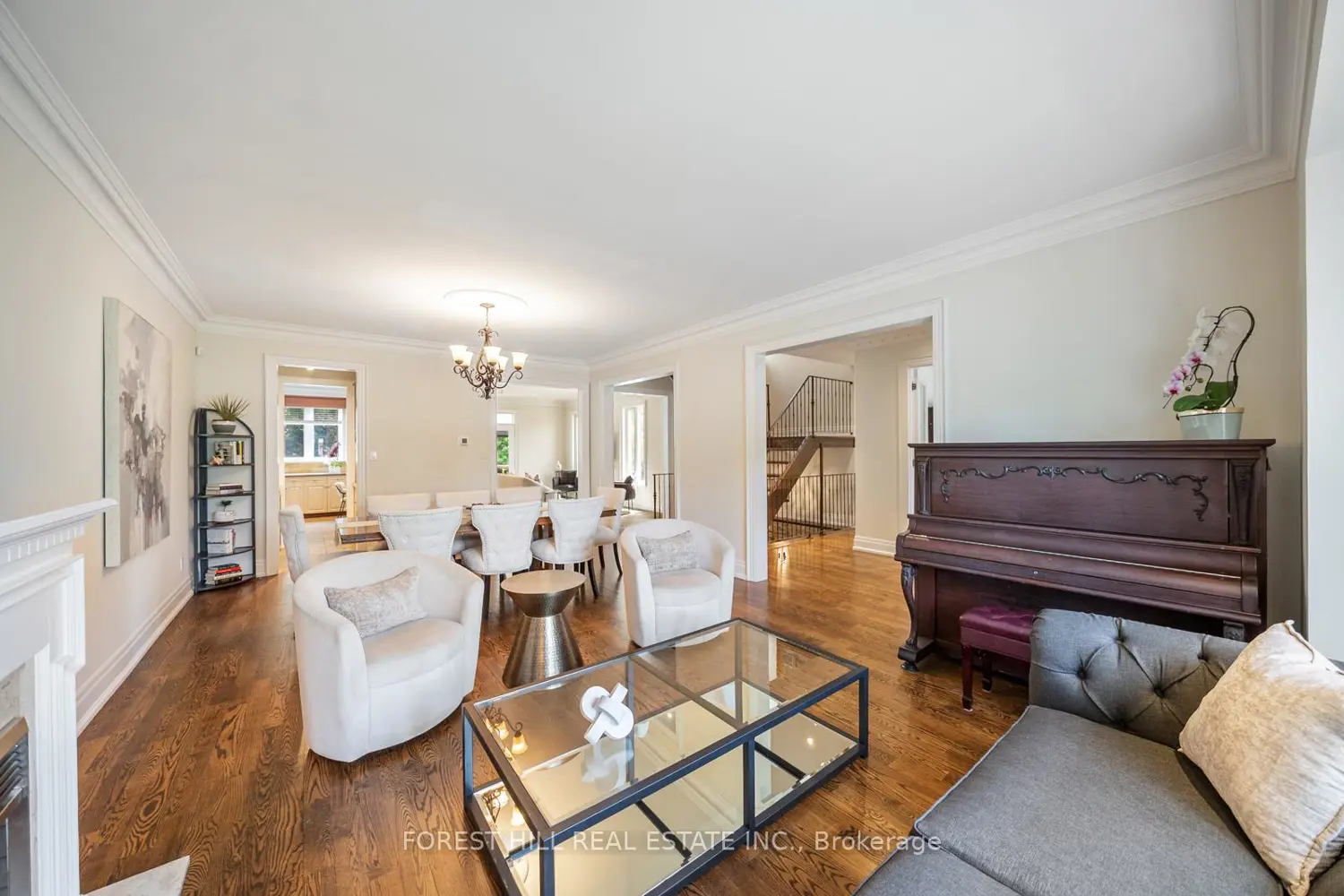 109 Dell Park Avenue photo 4
