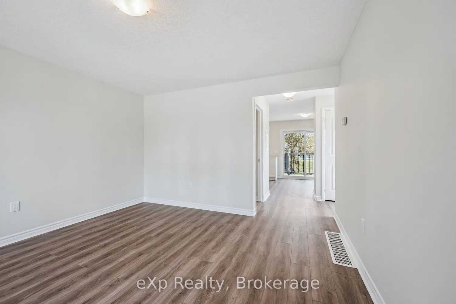 Additional image 5 of 465 Garafraxa Street 2