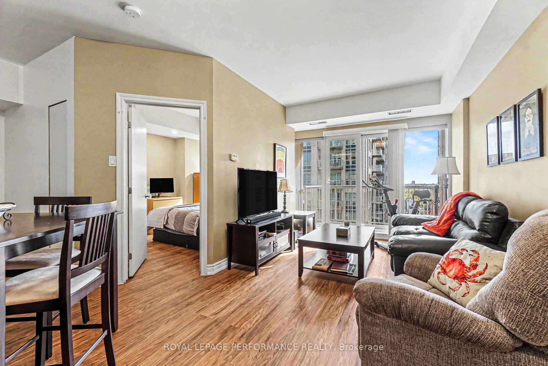 Additional image 3 of 2205-234 Rideau Street, Ottawa, ON, K1N 0A9