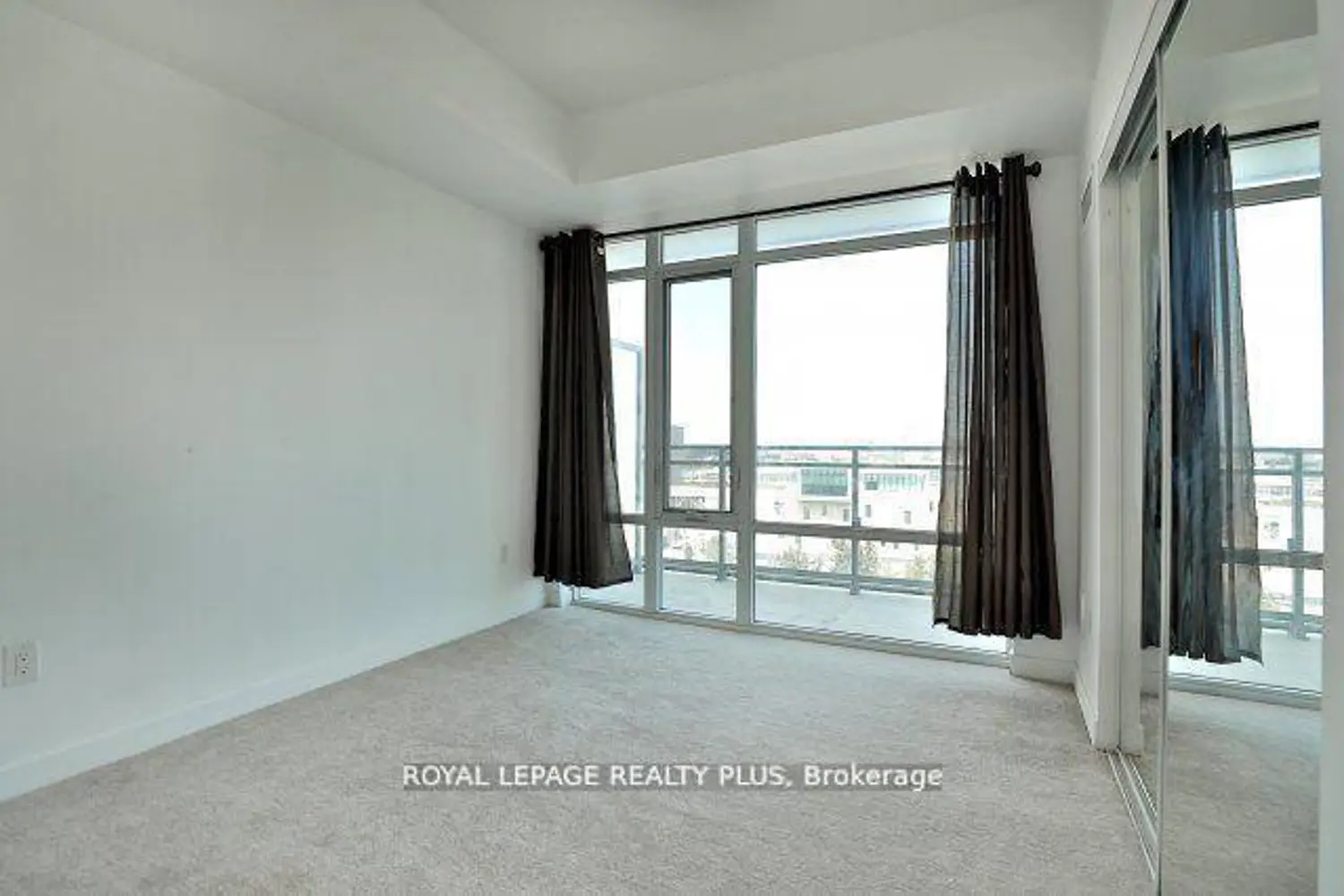 Additional image 9 of 360 Square One Drive 812