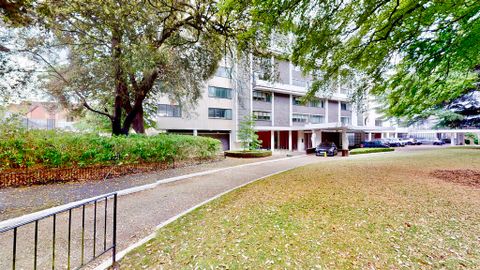 Highpoint, North Hill, Highgate Village, London N6