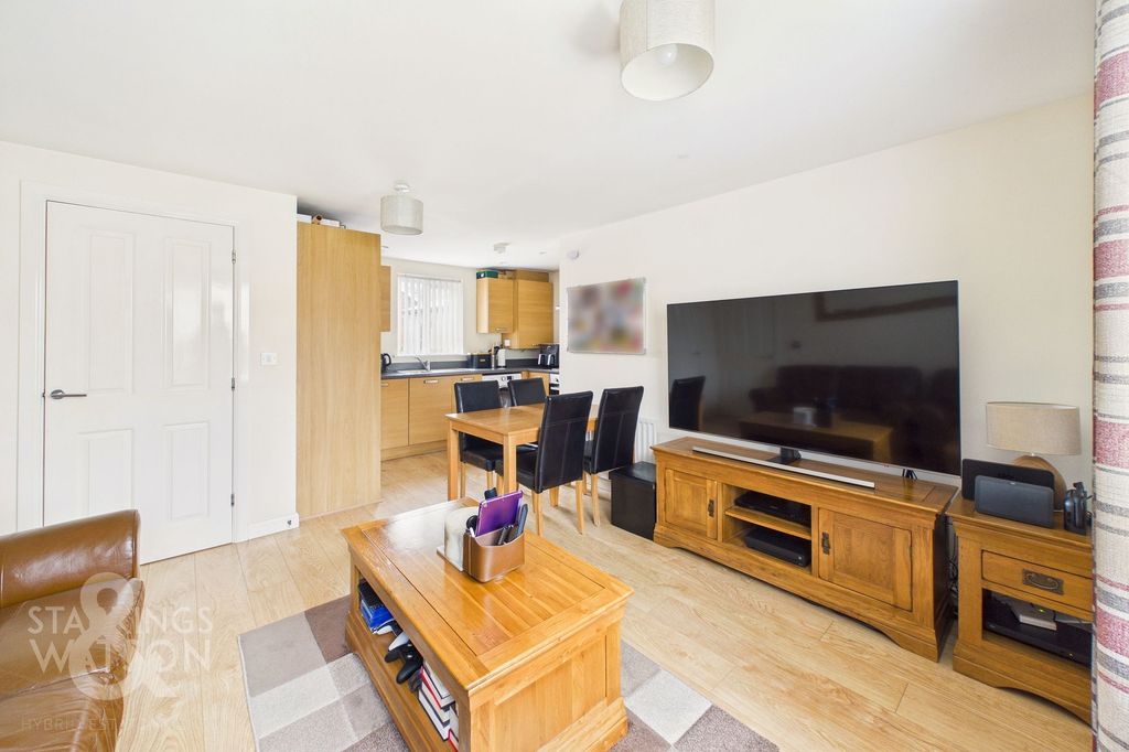 Additional image 8 of 2 bed flat for saleFairway, Queens Hills, Norwich NR8