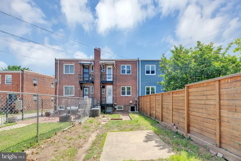 Additional image 60 of 424 19th Street NE, Washington, DC 20002