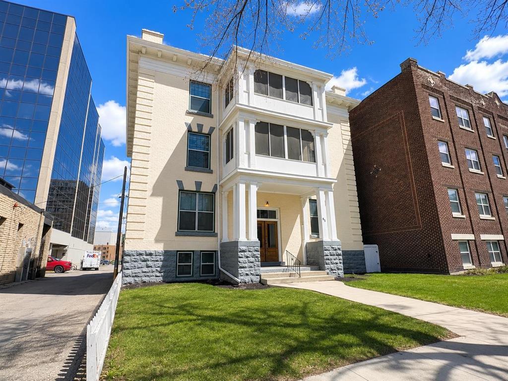 1 85 Kennedy Street