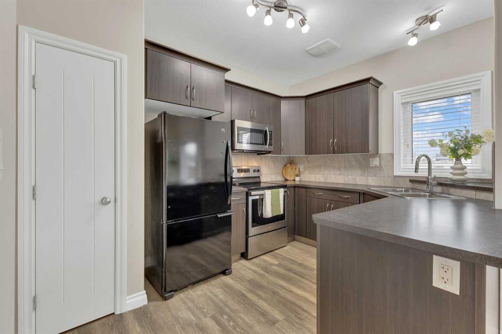 Additional image 6 of 9 Ross Close, Sylvan Lake, AB, T4S 0C8