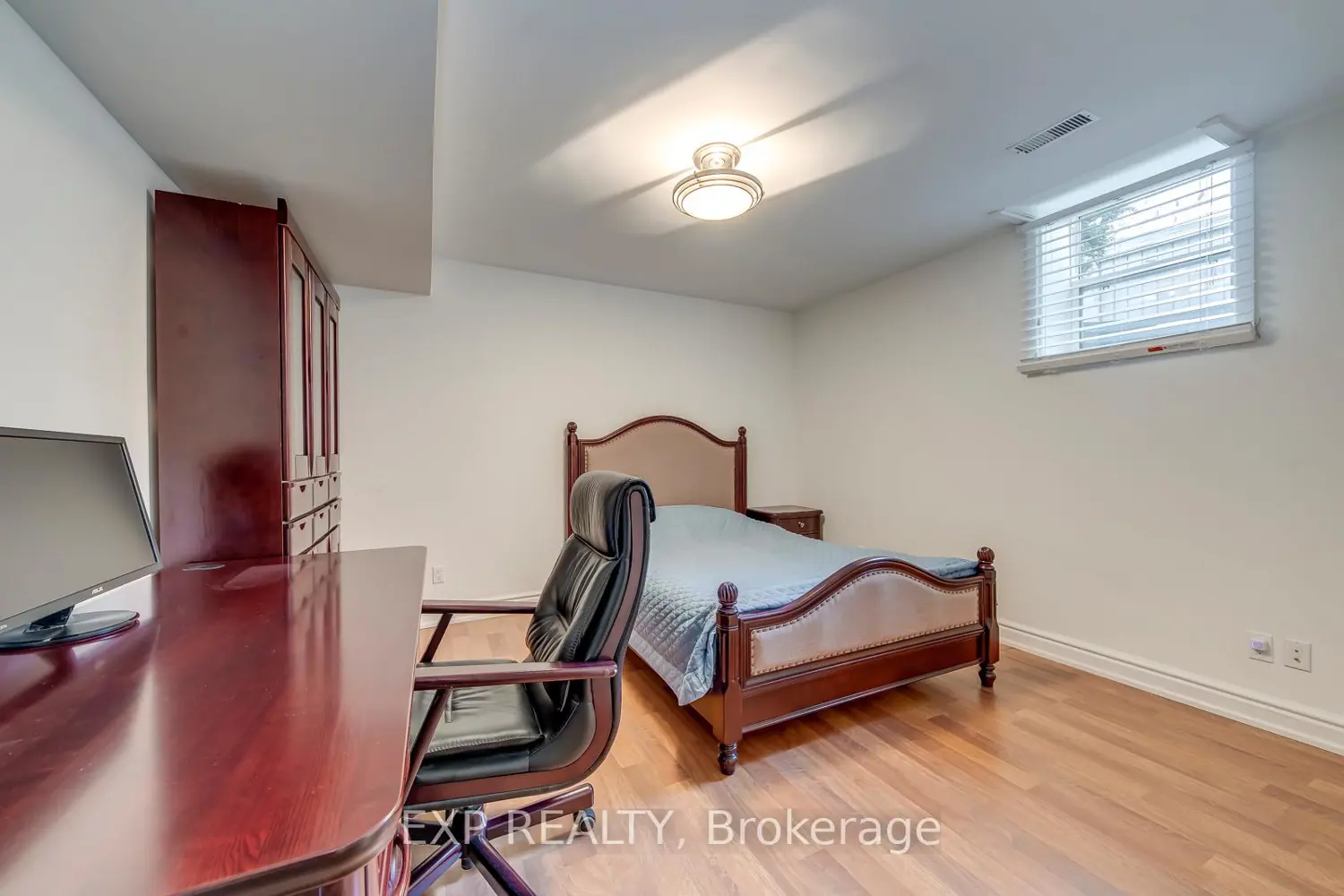 Additional image 16 of 530 Golfview Court