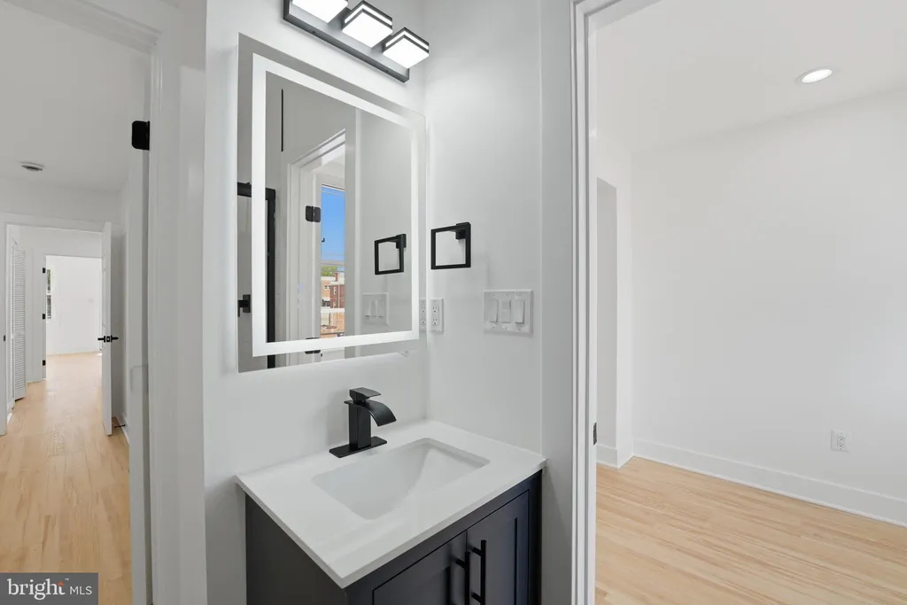 Additional image 34 of 129 Hamilton Street NW, Washington, DC 20011