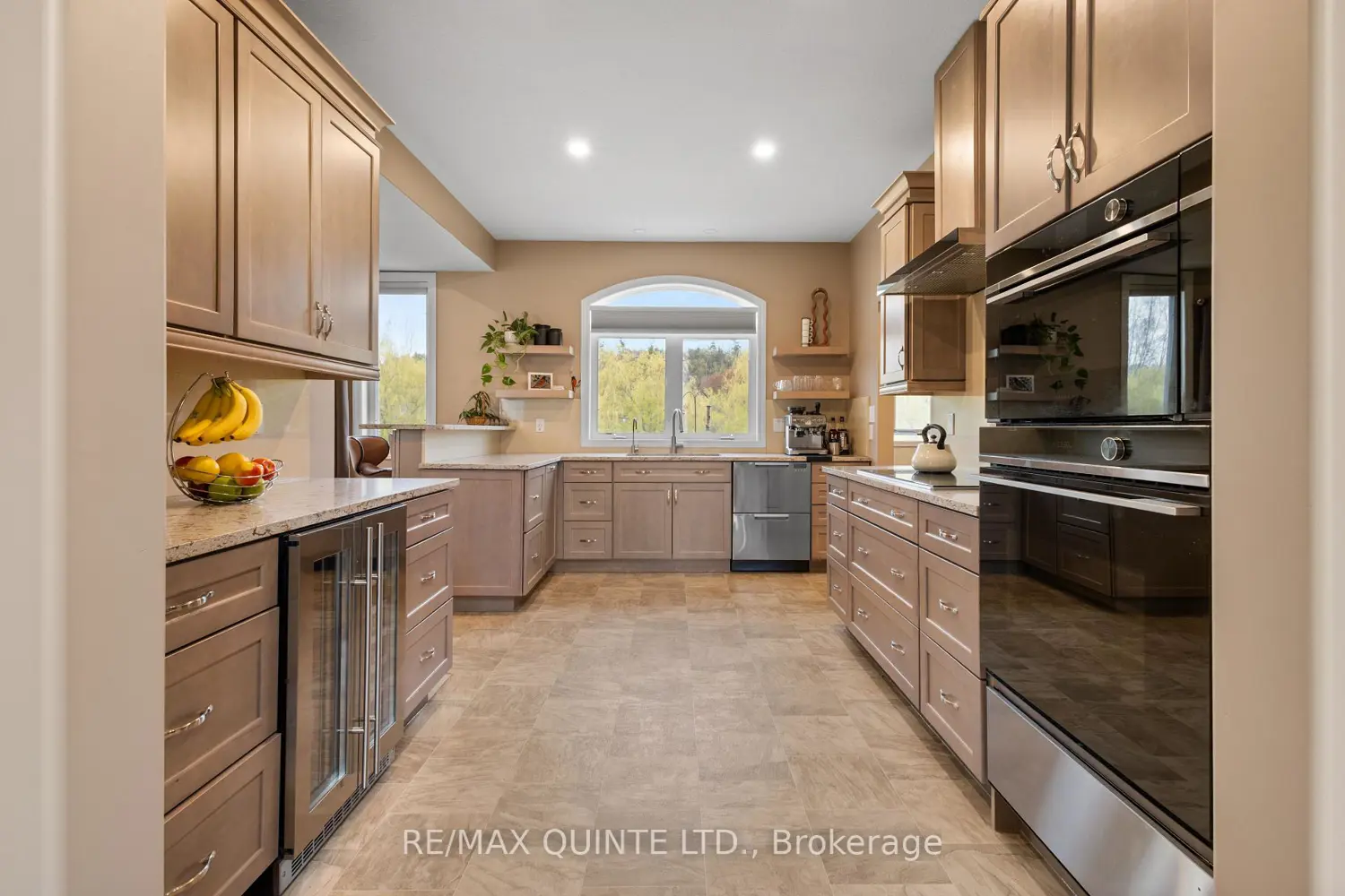 Additional image 8 of 39 Deerfield Court