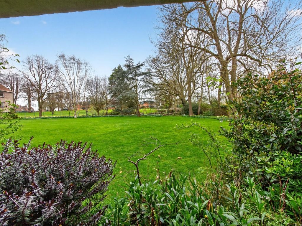 Additional image 13 of 1 bed flat for saleNunthorpe Avenue, York YO23