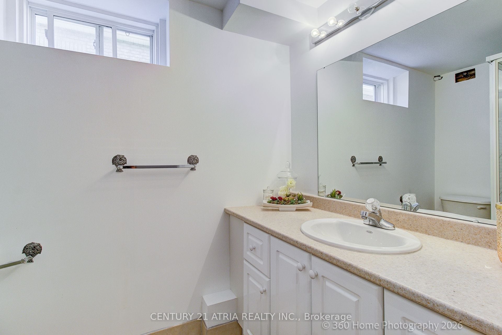 Additional image 3 of 176 Laurentian Boulevard, Vaughan, ON, L6A 2V6
