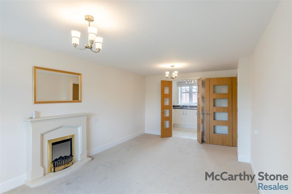 Additional image 4 of 2 bed flat for saleAbbey Foregate, Shrewsbury SY2