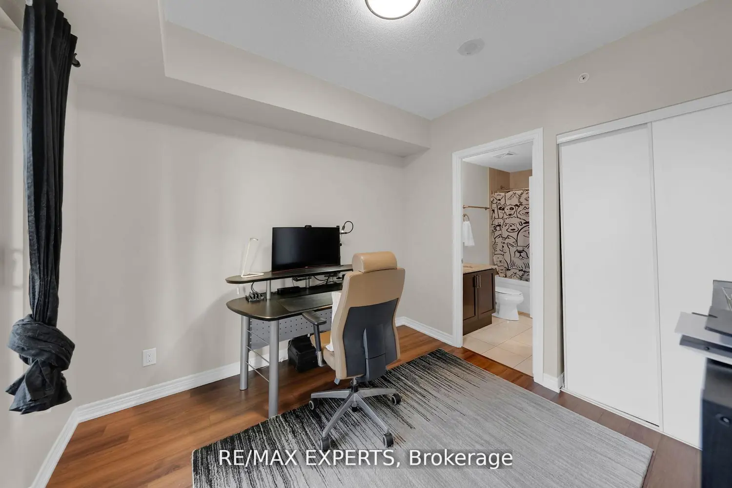 Additional image 6 of 9255 Jane Street 701