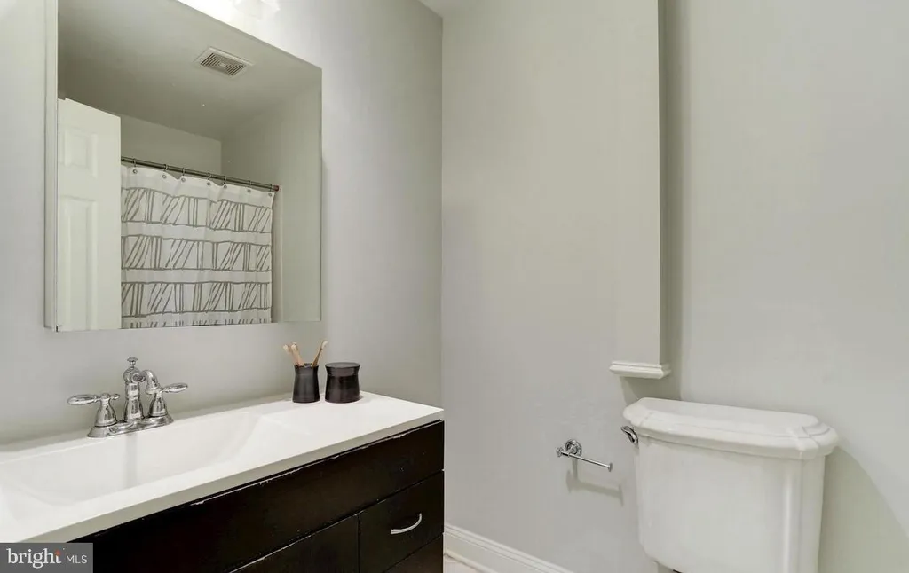 Additional image 12 of 1010 W Street NW, Washington, DC 20001