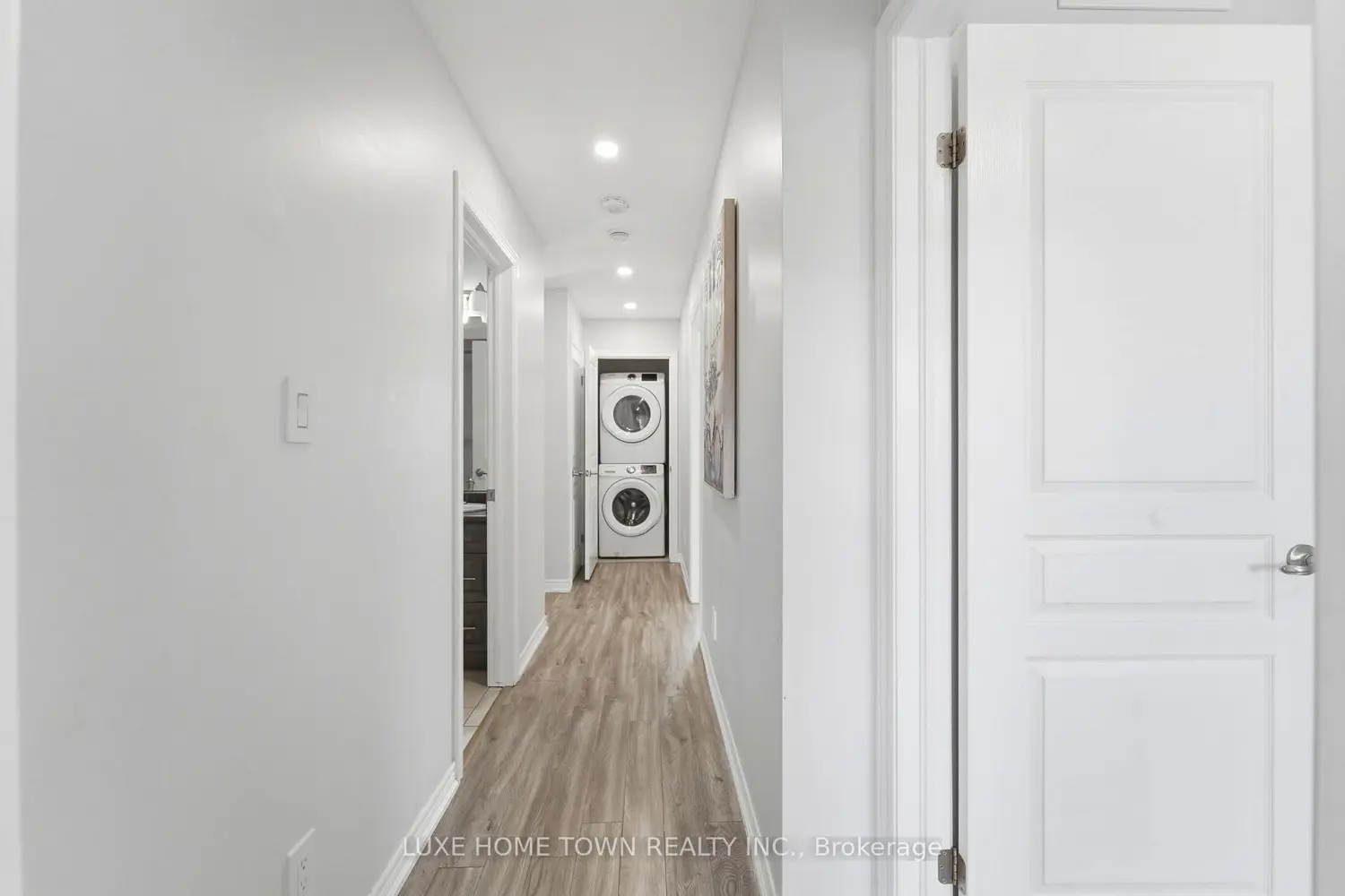 Additional image 15 of 100 Monarch Street