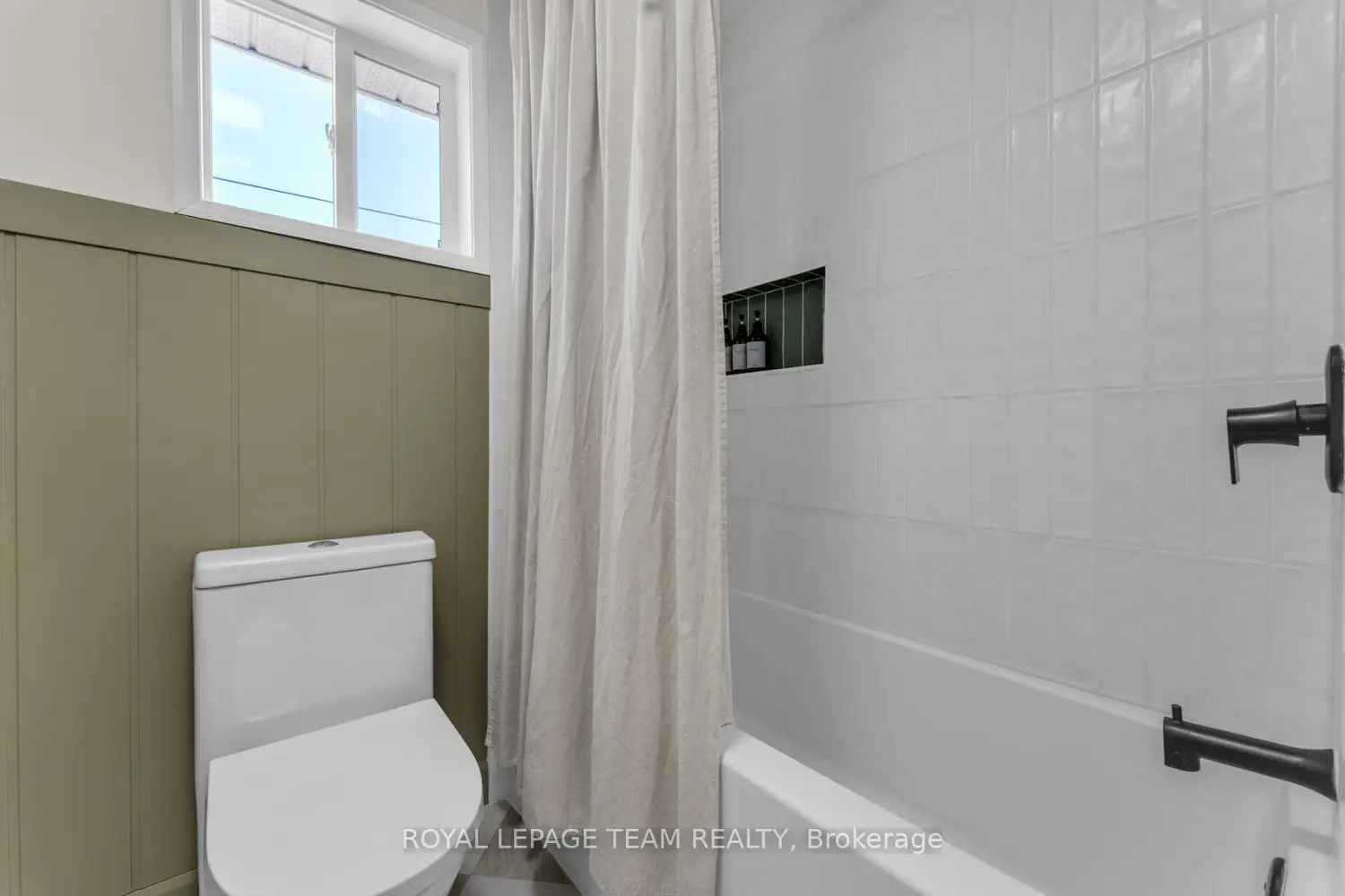 Additional image 7 of 187 Lakeview Avenue