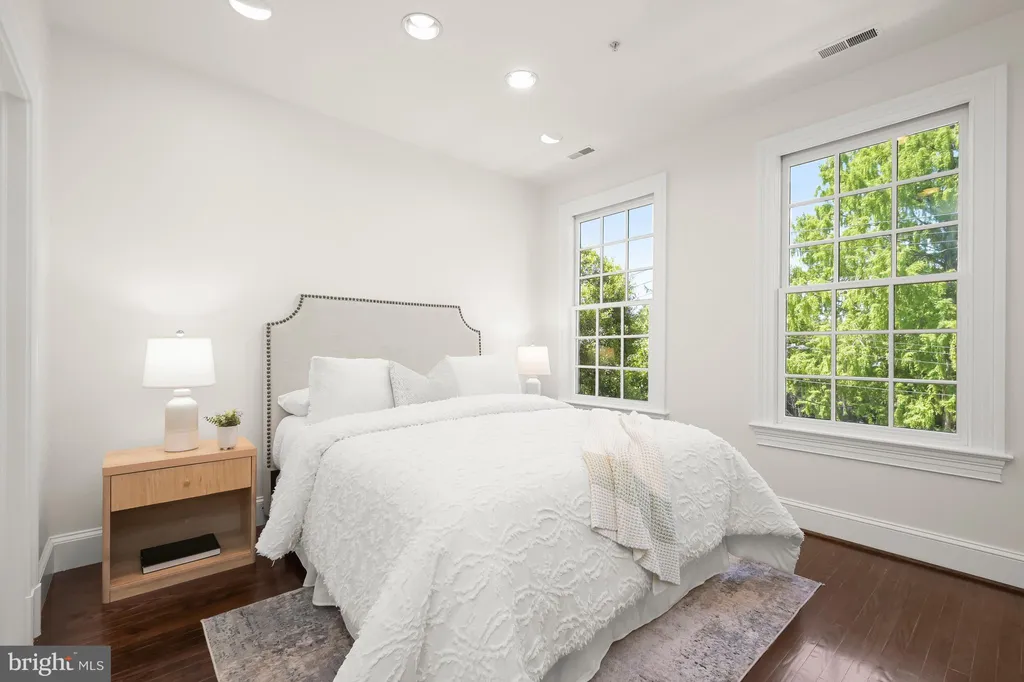 Additional image 23 of 2985 38th Street NW, Washington, DC 20016