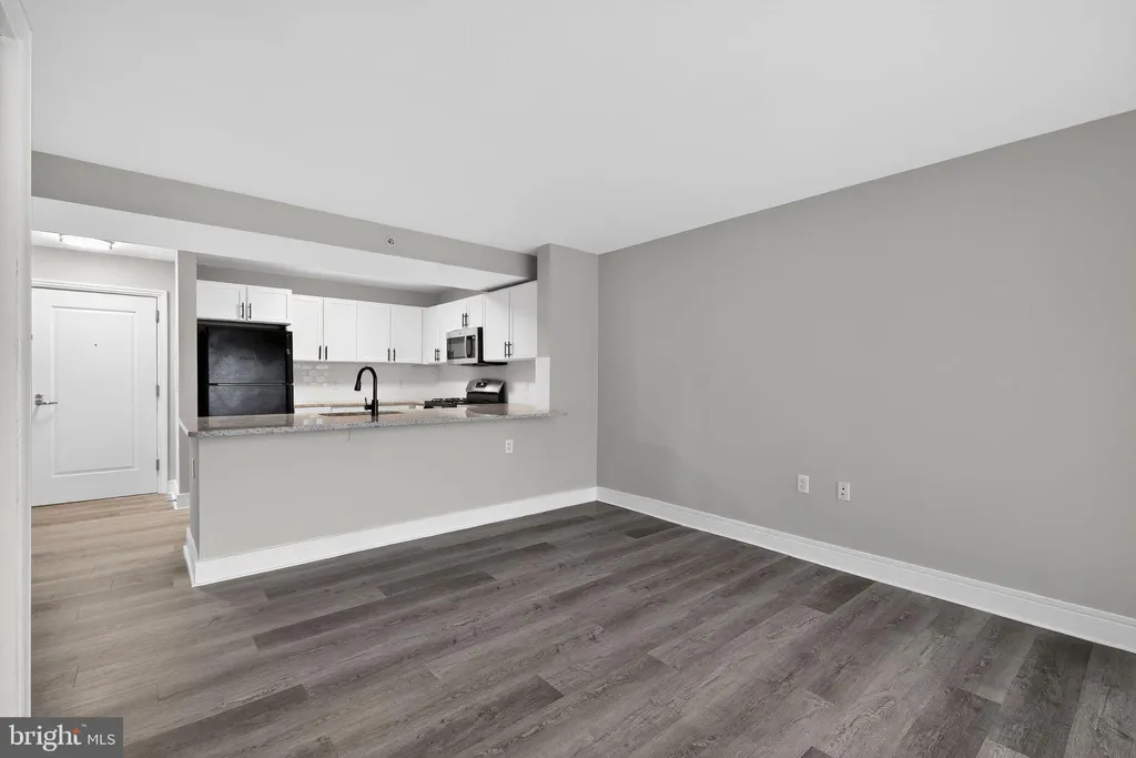 Additional image 20 of 800 4th Street SW Unit S124, Washington, DC 20024