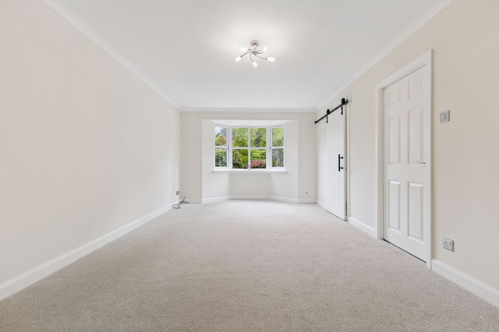 Additional image 2 of 2 bed flat for saleWindsor Gardens, Auchterarder PH3