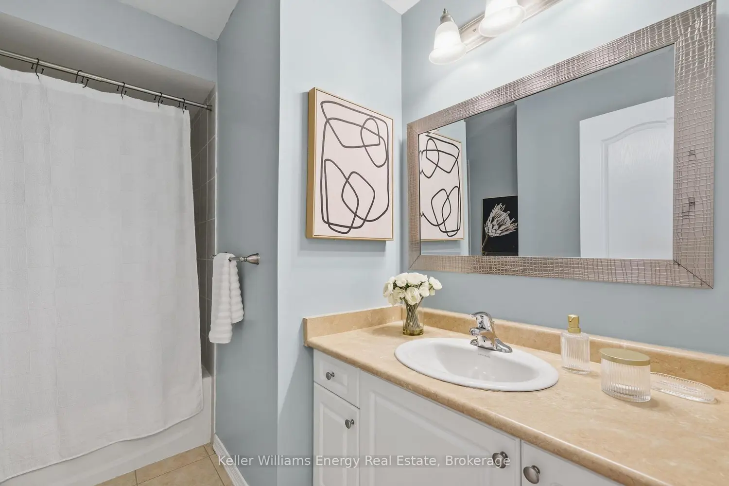 Additional image 14 of 1640 Grandview Street 15