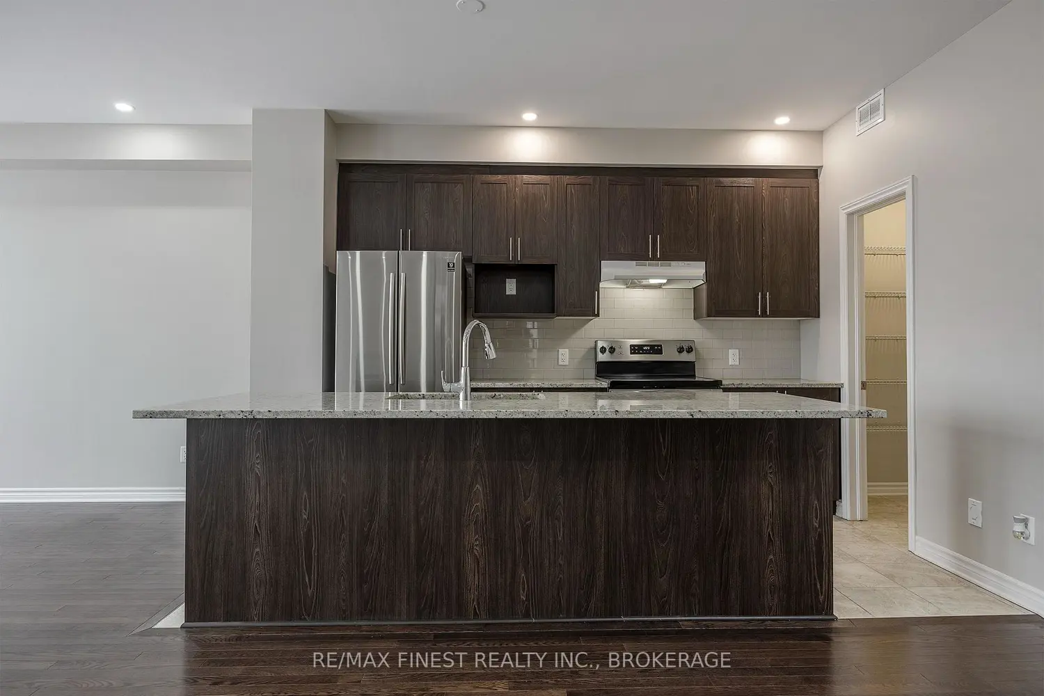 Additional image 7 of 1113 Barrow Avenue
