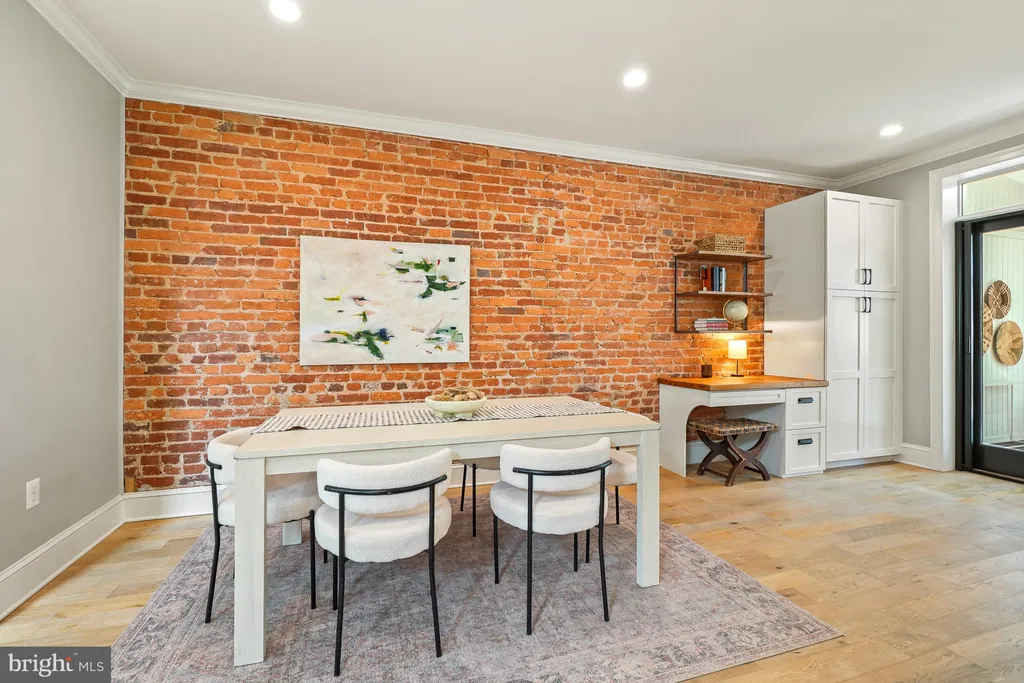 Additional image 10 of 822 11th Street NE, Washington, DC 20002