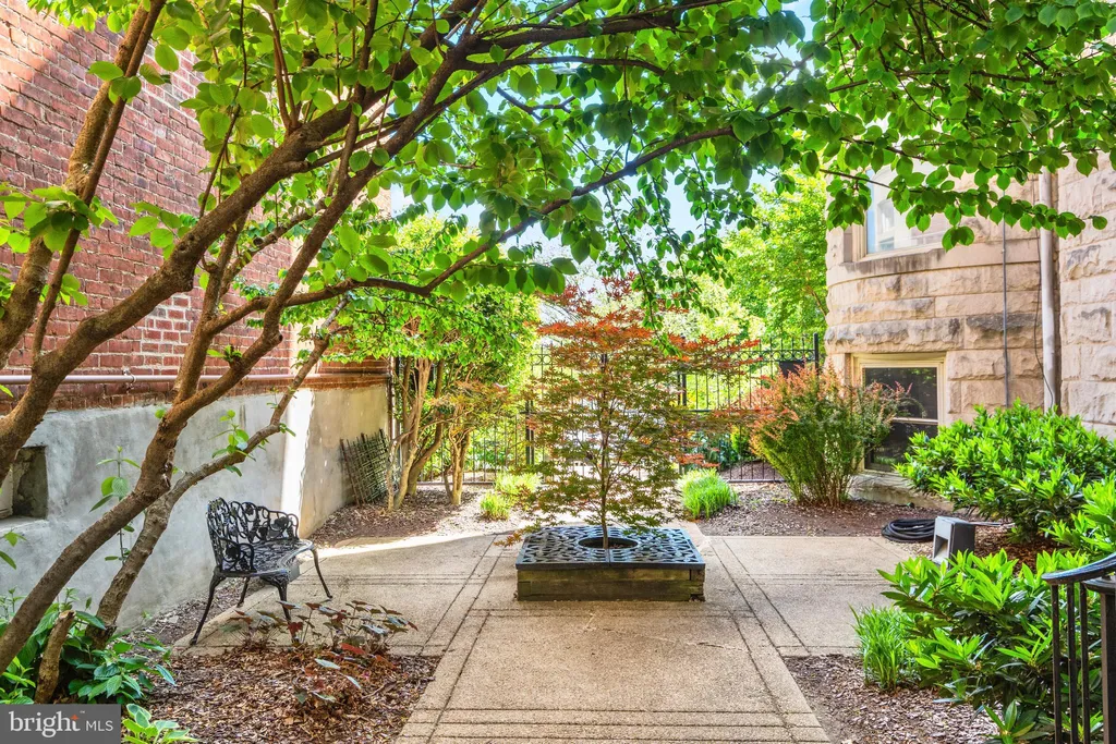 Additional image 5 of 2107 S Street NW Unit A, Washington, DC 20008