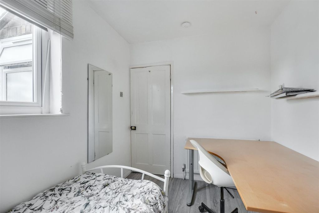 Additional image 13 of 3 bed terraced house for saleEllis Grove, Beeston, Nottingham NG9