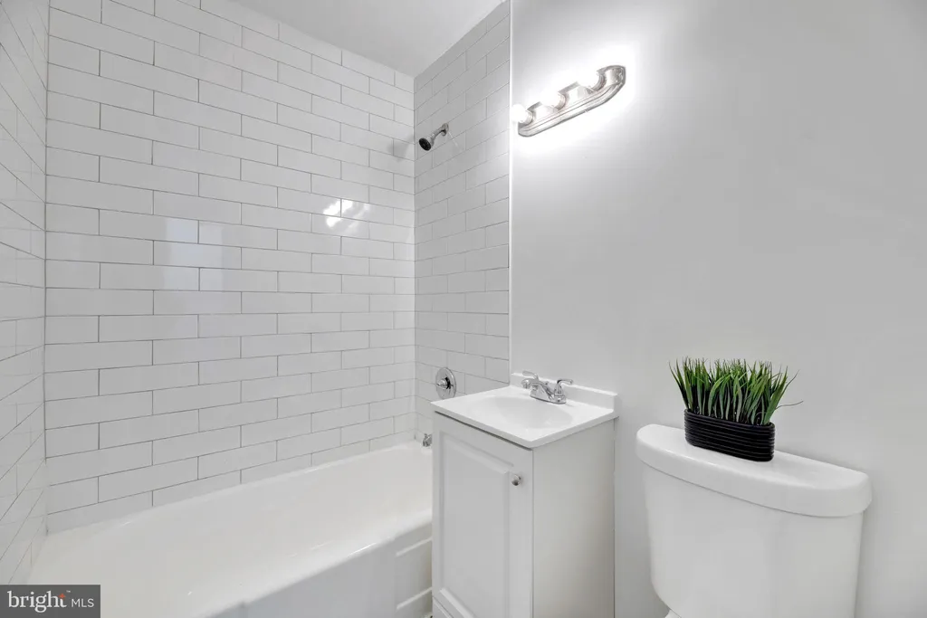 Additional image 34 of 424 19th Street NE, Washington, DC 20002