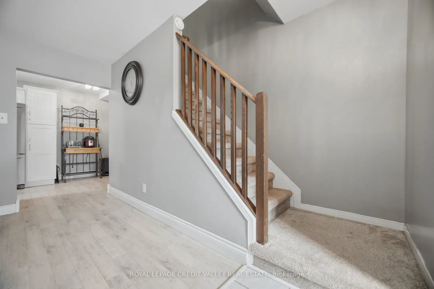Additional image 8 of 2 Parkview Drive 4