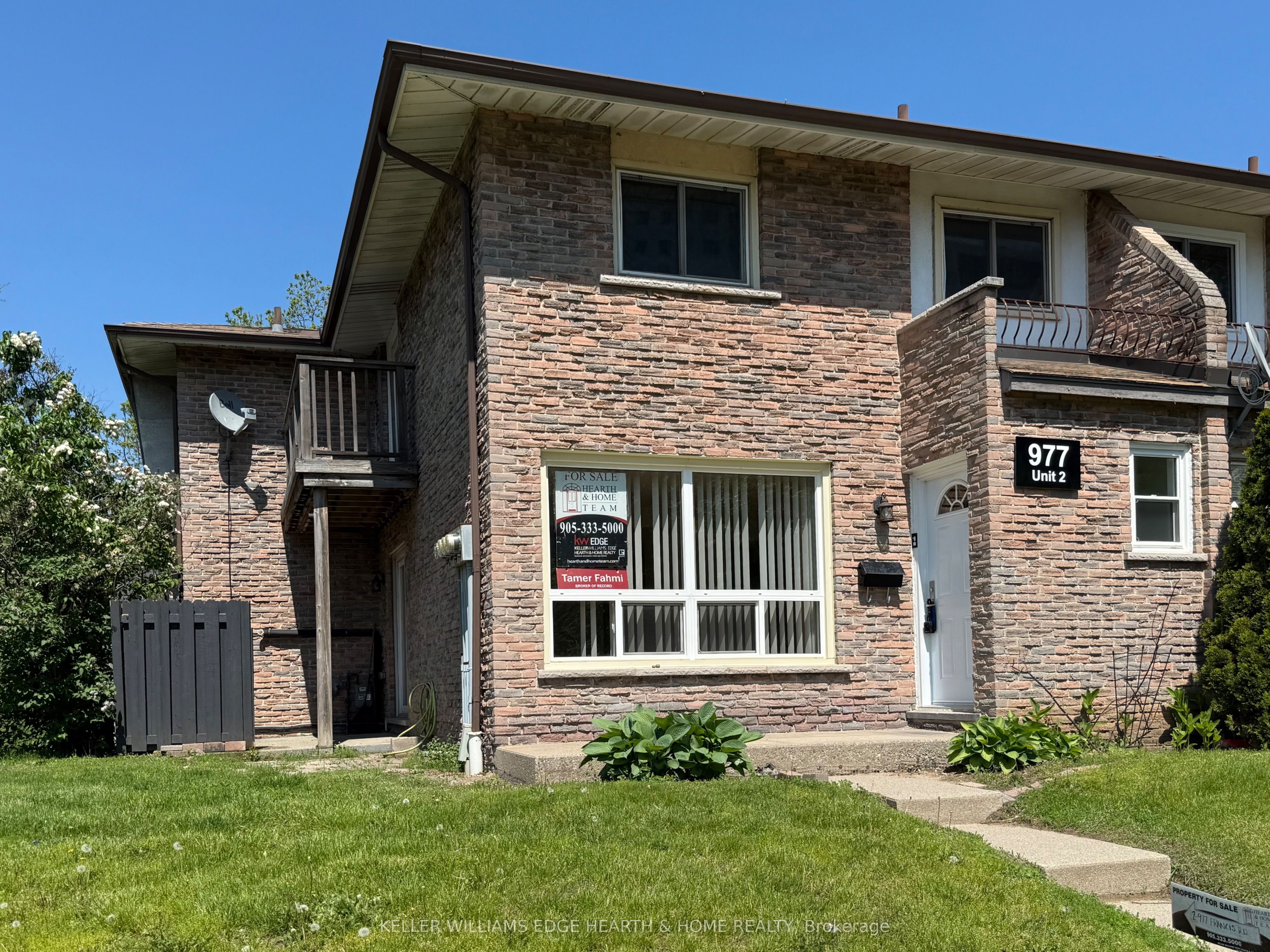 2-977 Francis Road, Burlington, ON, L7T 3Z1