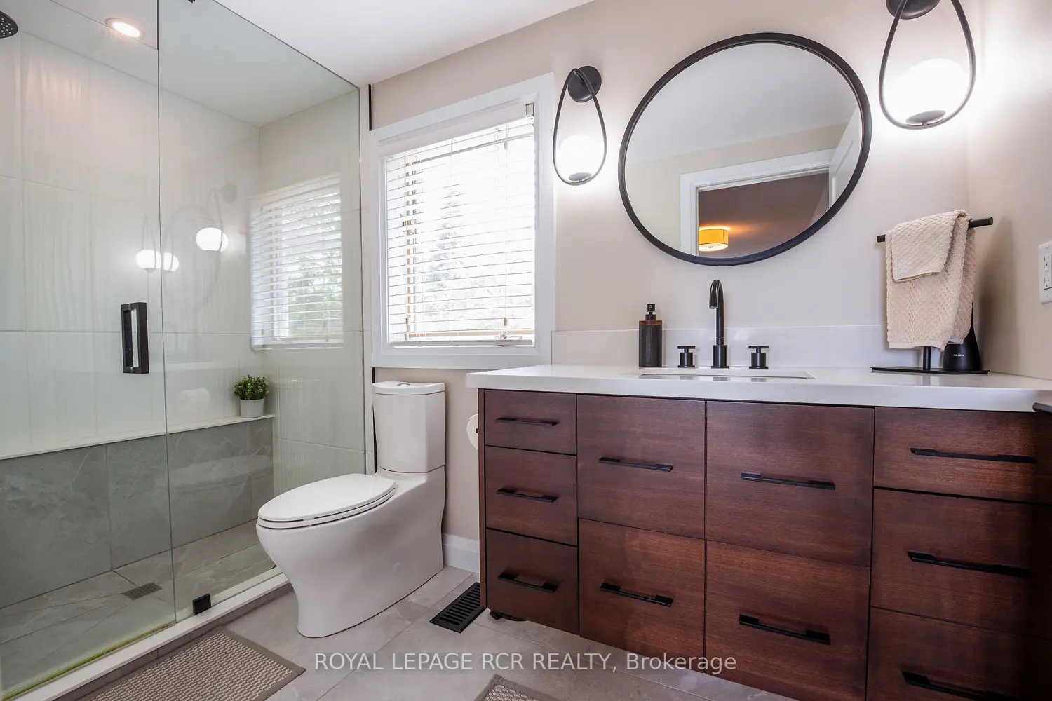 Additional image 9 of 237 Elmwood Crescent