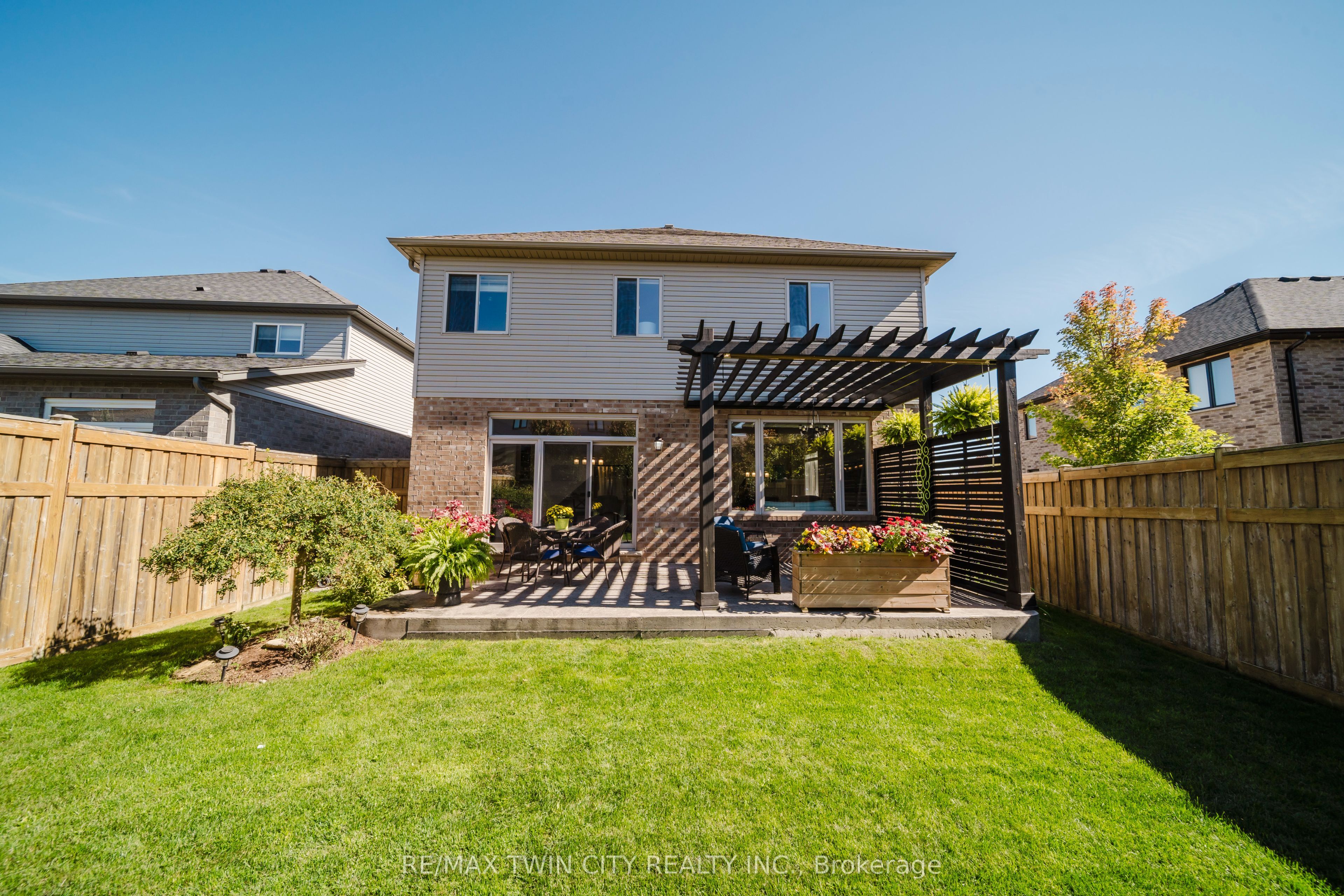 Additional image 2 of 597 Sundew Drive, Waterloo, ON, N2V 0B9