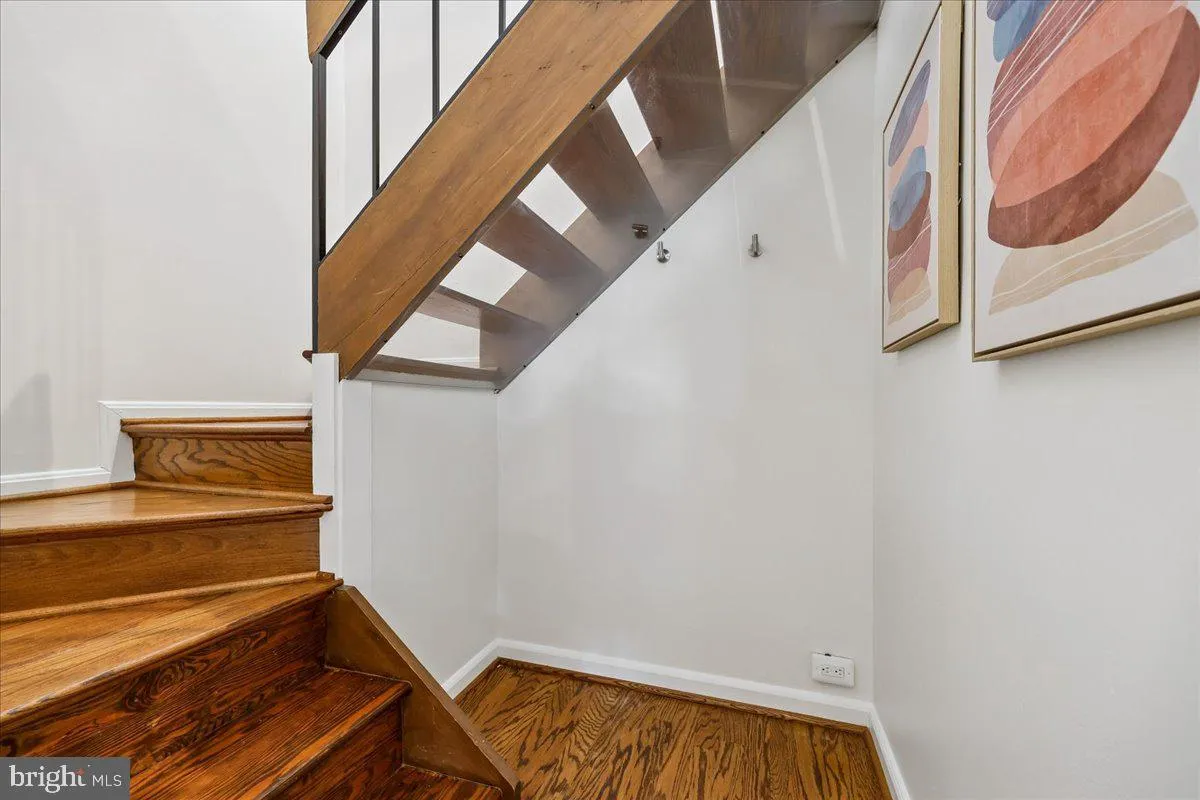 Additional image 65 of 3621 39th Street NW Unit E323, Washington, DC 20016