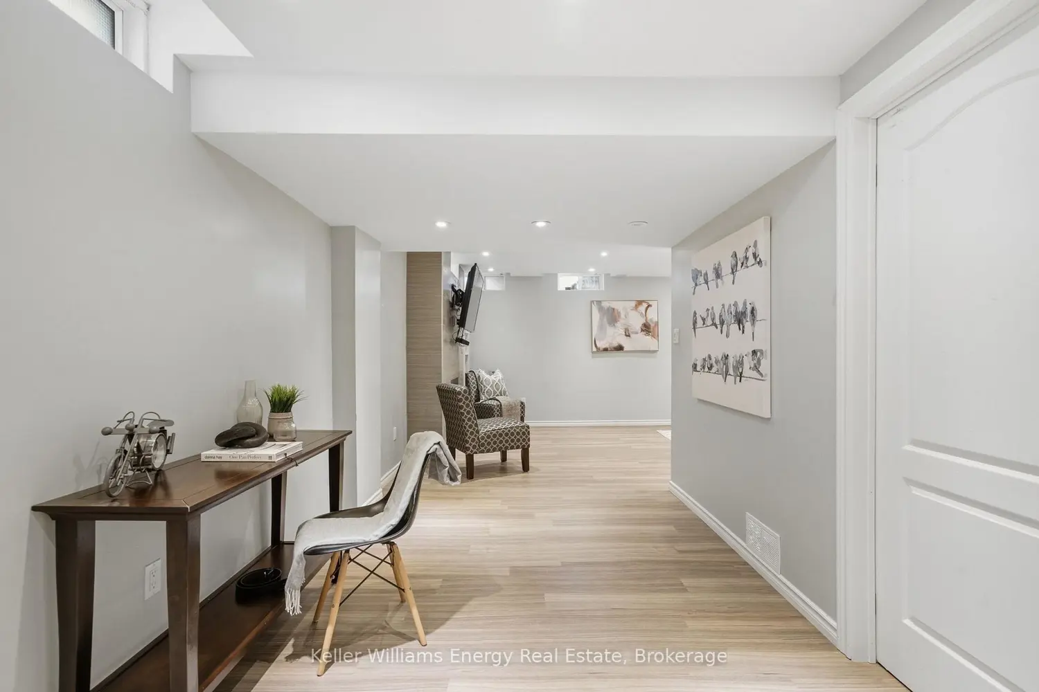 Additional image 15 of 1640 Grandview Street 15