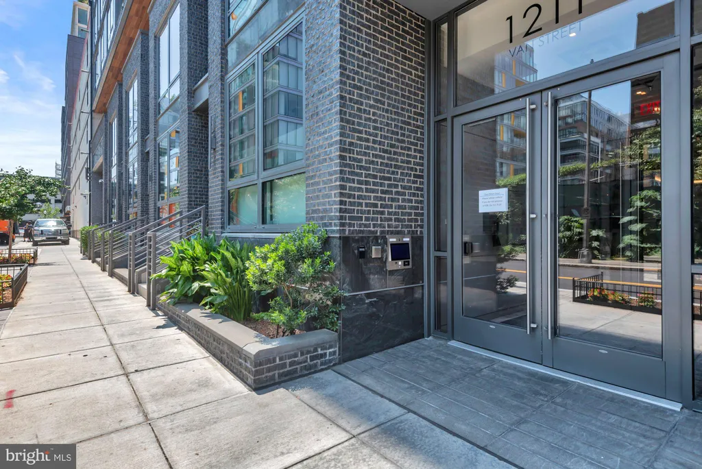 Additional image 2 of 1211 Van Street SE Unit 1014, Washington, DC 20003