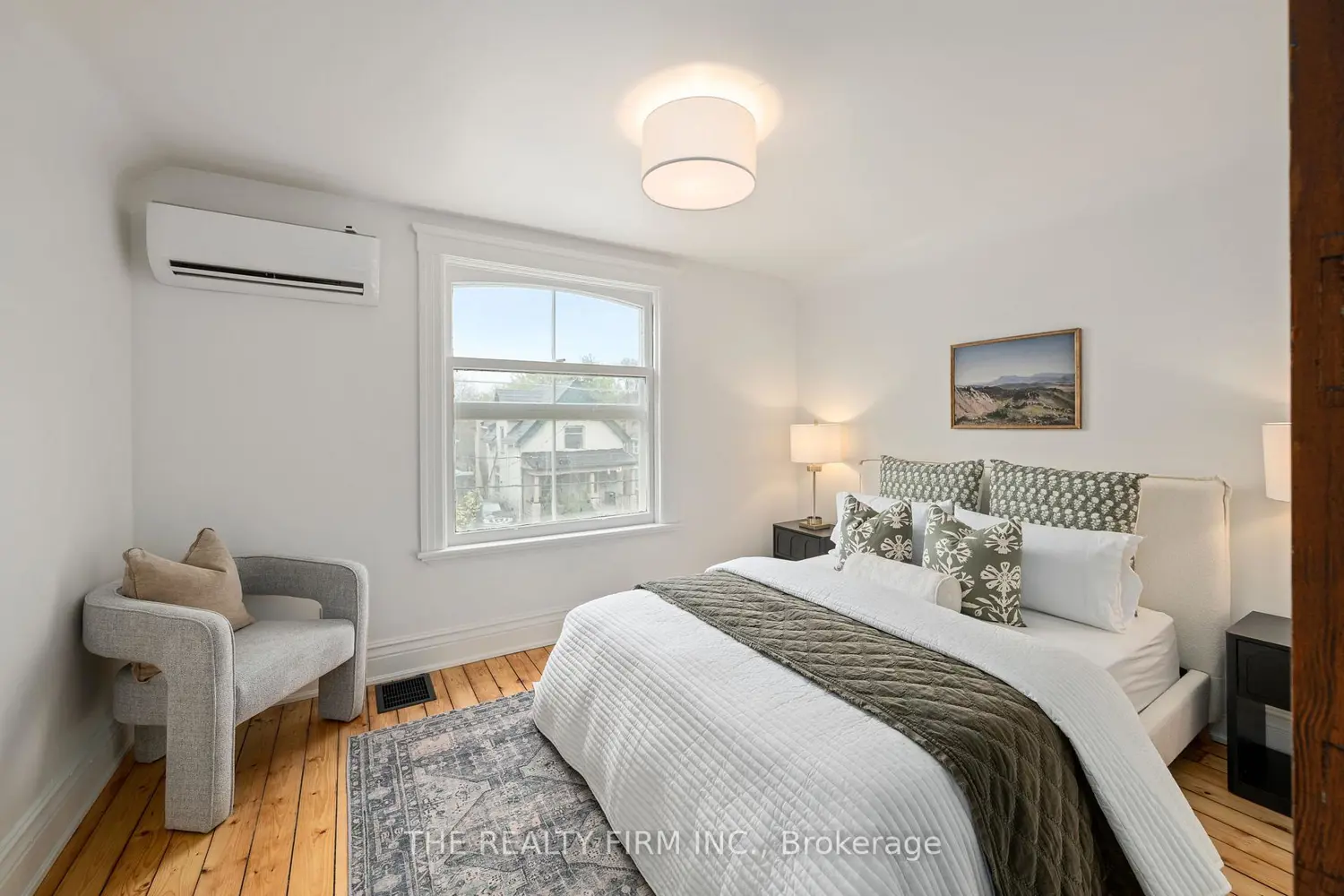 Additional image 16 of 908 Dufferin Avenue