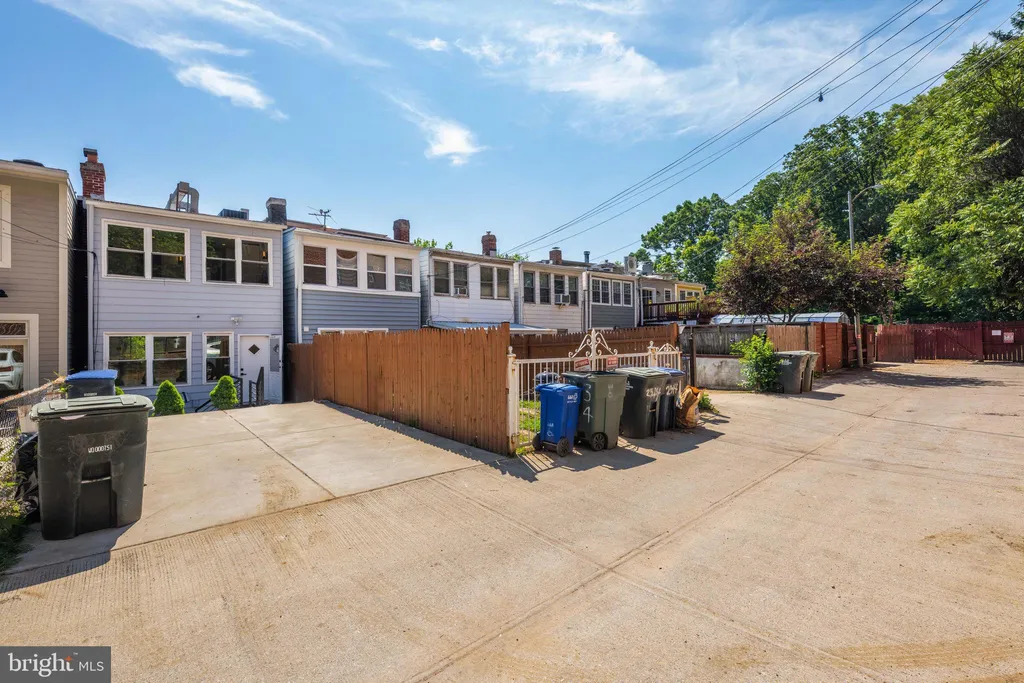 2316 2nd Street NE, Washington, DC 20002